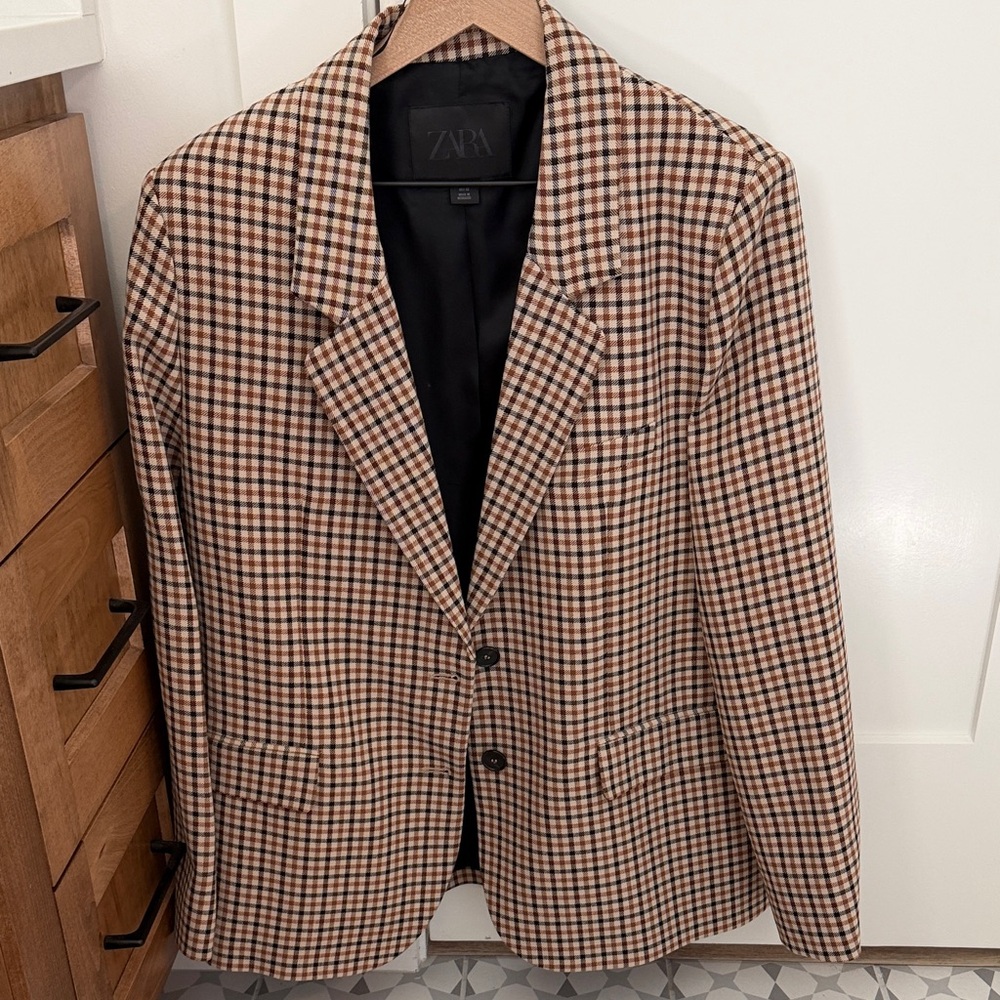 NWOT ZARA Plaid Blazer in Camel, Black & Cream